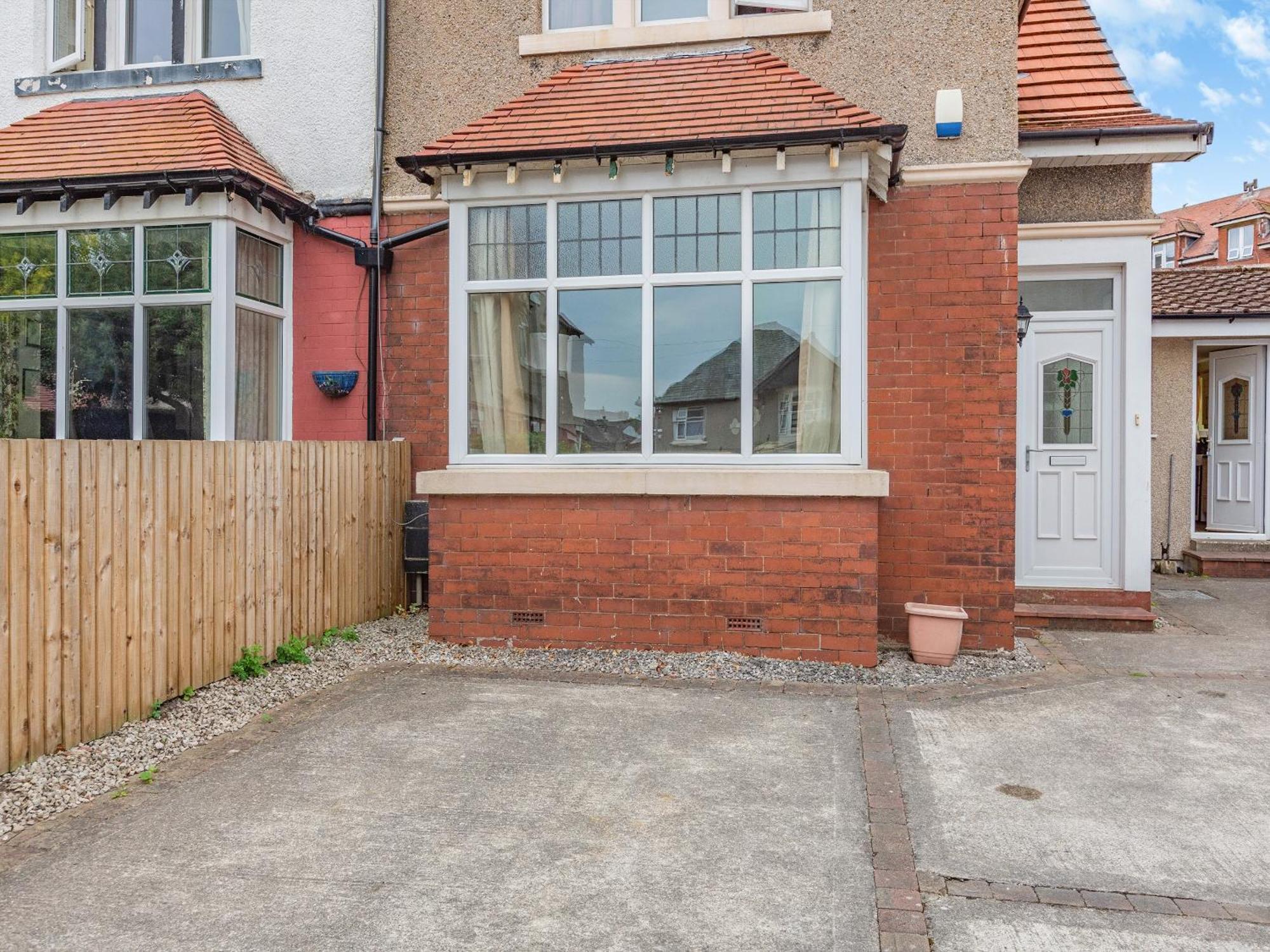Villa 15 Elms Road Morecambe Exterior foto